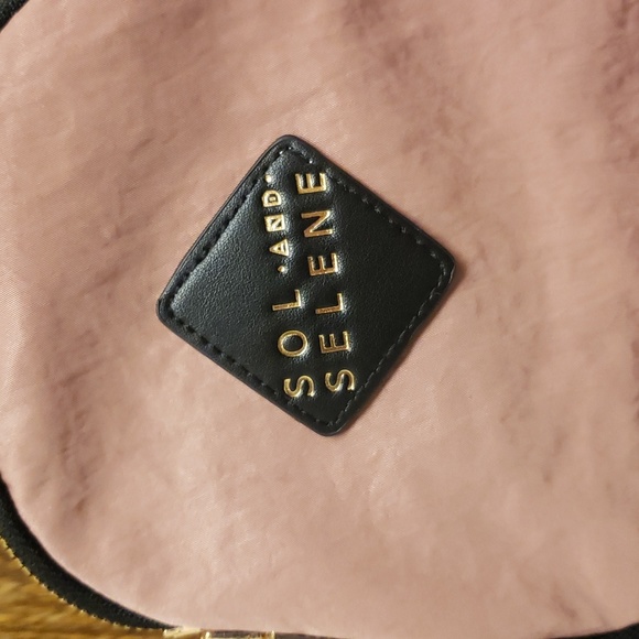 Sol ans Selene Hustle Sling Backpack - Picture 6 of 13